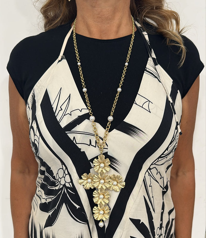 COLLANA CON CROCE FLOREALE E PERLE